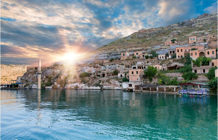 جنوب شرقي تركيا تستعد لانتعاشة سياحية غير مسبوقة بعد تطهيرها من “PKK”