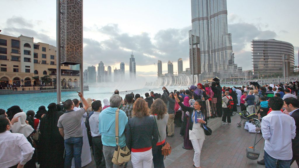 عصام كاظم: دبي تتجه إلى تسجيل 2025 عاماً قياسياً في أعداد السيّاح الدوليين