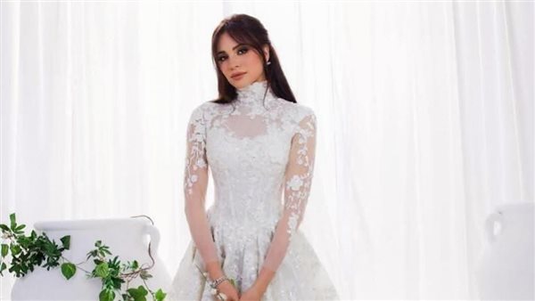 مصادر مقربة من آمال ماهر ترد على أنباء زواجها