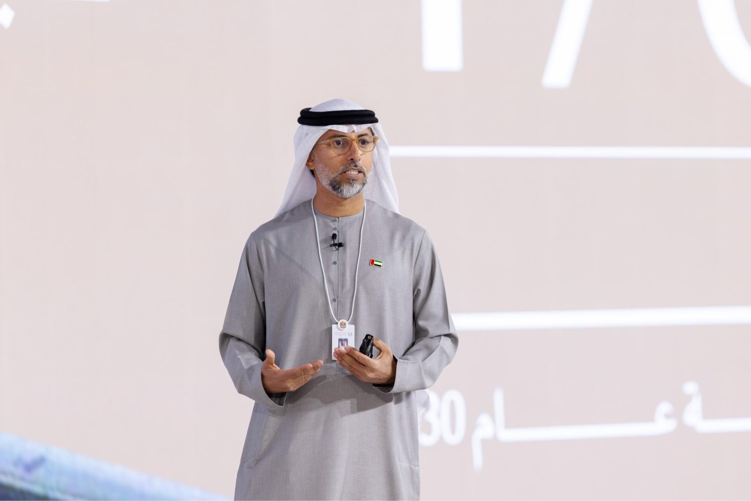 المزروعي: خطة لزيادة عدد حارات الطرق الاتحادية من 19 إلى 33 في كل اتجاه