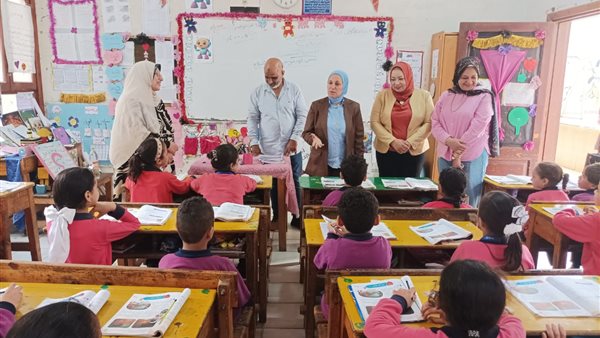 مدير تعليم القاهرة ووكيل المديرية يتفقدان مدارس الوايلي التعليمية