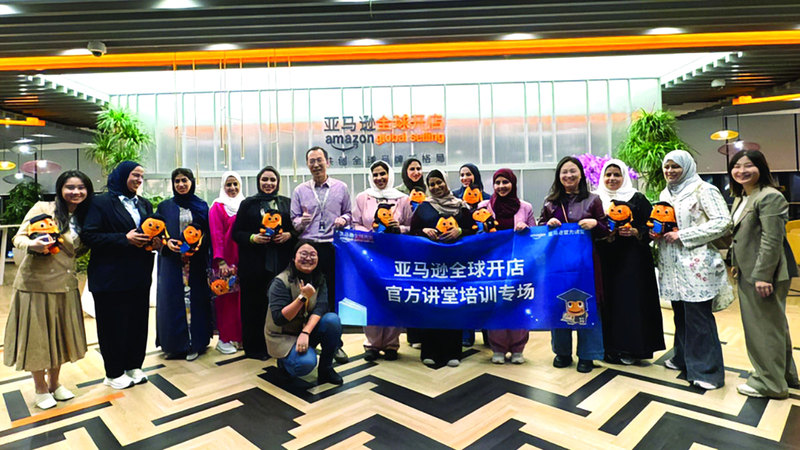 رائدات أعمال إماراتيات يستكشفن حلول التجارة الإلكترونية والذكاء الاصطناعي في الصين