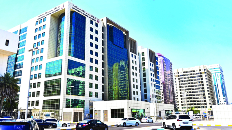 مبادرة «تحديث الرخص الاقتصادية المنتهية» تعزز تنافسية أبوظبي الاستثمارية