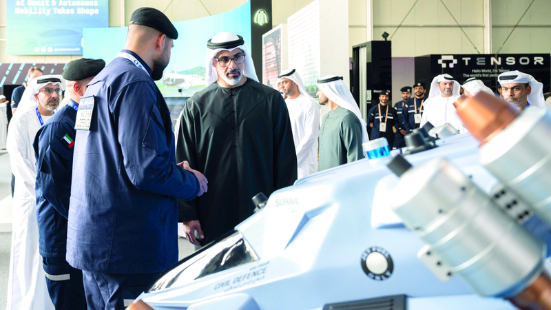 خالد بن محمد يشهد جانباً من معرض «دريفت إكس» في نسخته الثانية