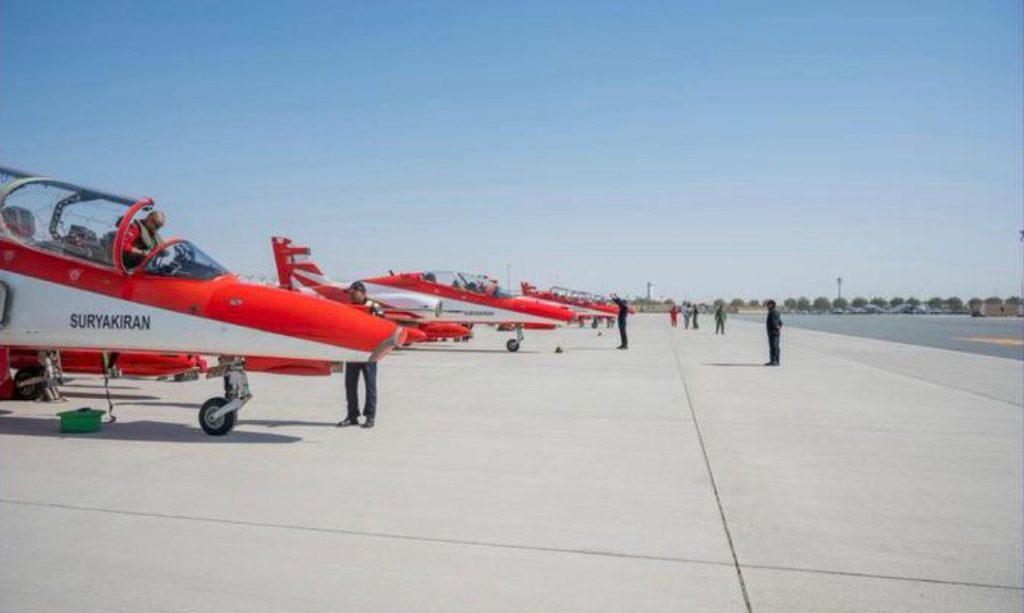 وزارة الدفاع: وصول الطائرات المشاركة في معرض دبي للطيران 2025