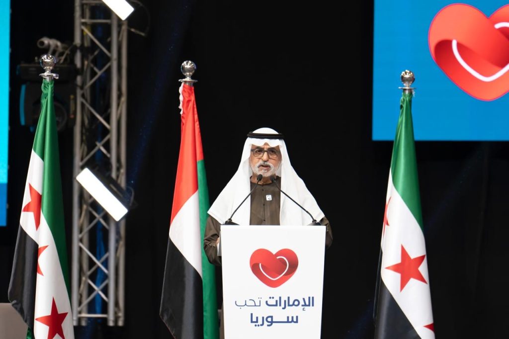 نهيان بن مبارك يشارك الجالية السورية في الإمارات الاحتفال بـموروثهم الثقافي والحضاري ويكرم عدداً من الشخصيات