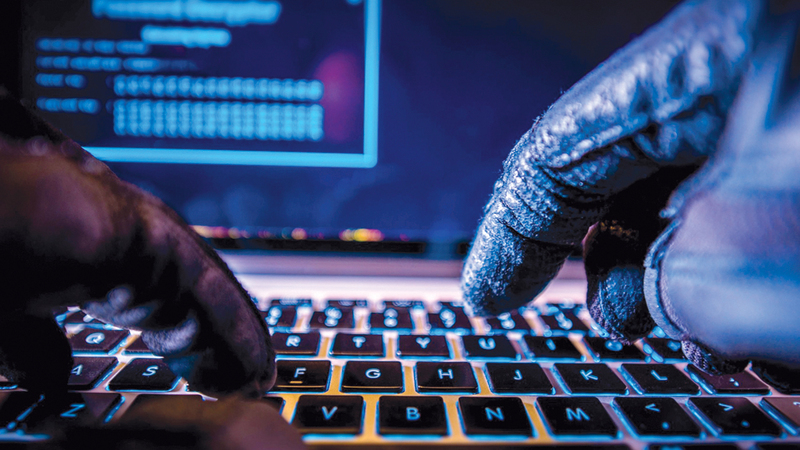 ذباب إلكتروني يستغل «الملفات الساخنة» لتنفيذ أجندات سوداء