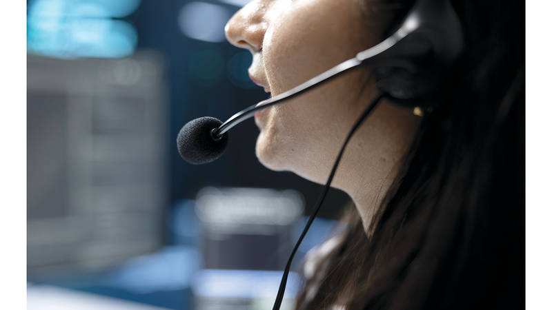 متعاملون يشكون مكالمات موظفي «استبانات رضا العملاء»