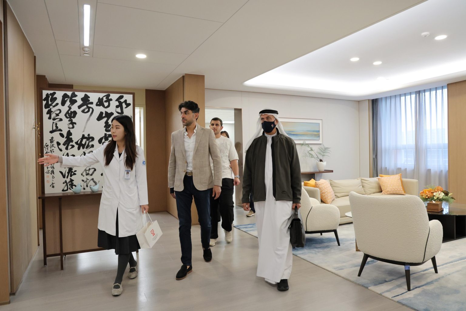 «تداوي الصحية» بدبي تطلق نموذجاً طبياً غير مسبوق .. رعاية تعادل 10 أطباء لكل مريض