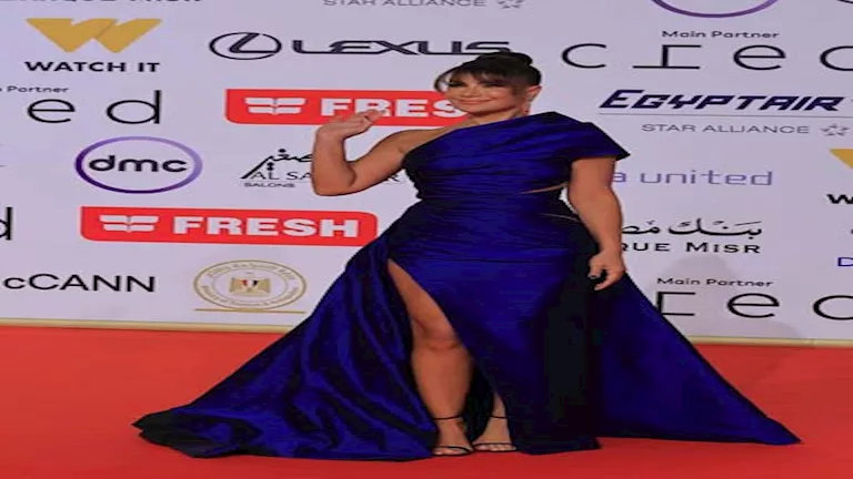“فستان جريء بفتحة ساق”.. صبا مبارك جذابة في افتتاح مهرجان القاهرة السي