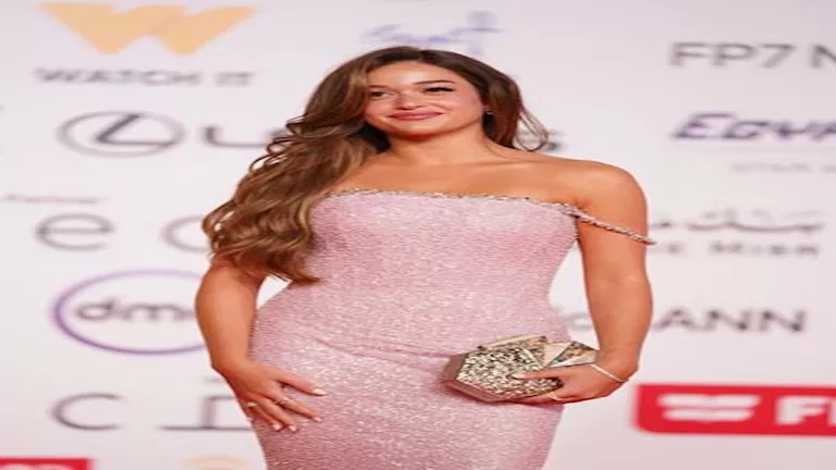 25 صورة.. أجمل إطلالات وتقاليع النجمات في افتتاح مهرجان القاهرة السينم