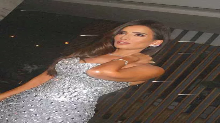 بالصور.. زينة تكشف كواليس إطلالتها من افتتاح القاهرة السينمائي