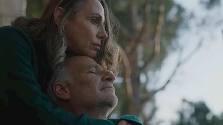 قبل عرضه الأول بالشرق الأوسط.. تعرف على قصة الفيلم اللبناني “كلب ساكن”