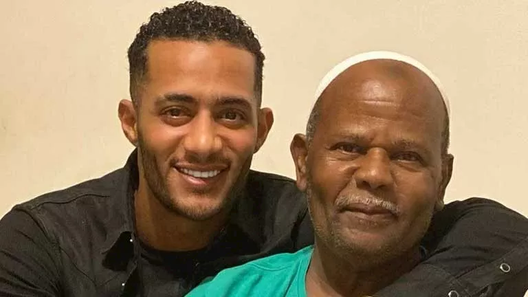 عزاء والد النجم محمد رمضان الأحد المقبل بمسجد الشرطة بالشيخ زايد