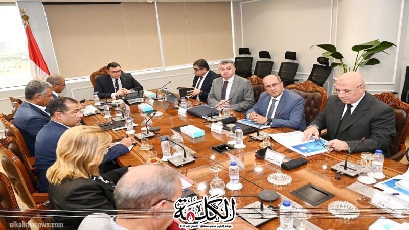 وزير الإسكان يتابع الموقف التنفيذي لمشروعات المرحلة الأولى للمبادرة الرئاسية ”حياة كريمة” | اقتصاد وتكنولوجيا | بوابة الكلمة