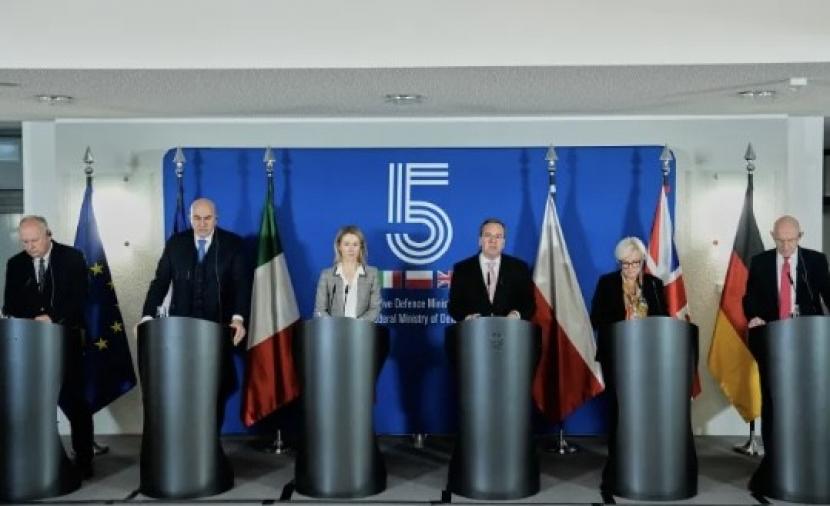 5 دول أوروبية تتعهد بمواجهة “التهديدات الهجينة” وتعزيز دعمها لأوكرانيا