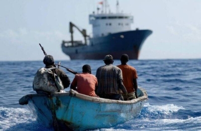 سفينة تُبلغ عن تعرضها لمحاولة اعتلاء من مجهولين قبالة الصومال – الوطن