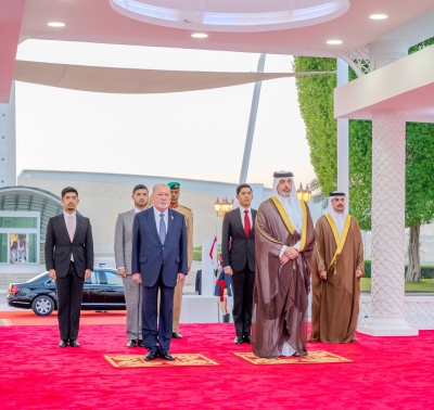 ملك مملكة ماليزيا الشقيقة يزور صرح الشهيد – الوطن