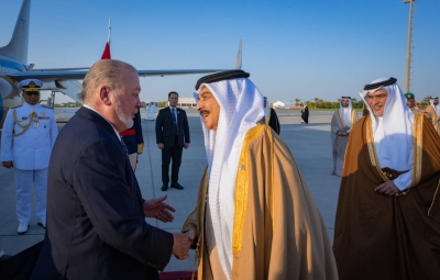 جلالة الملك في مقدمة مستقبلي ملك مملكة ماليزيا – الوطن