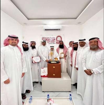 الحد الخيرية تجدد العضوية الفخرية للوجيه يوسف الذوادي – الوطن