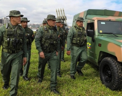 الجيش الفنزويلي يبدأ مناورة كبرى رداً على الوجود الأمريكي – الوطن