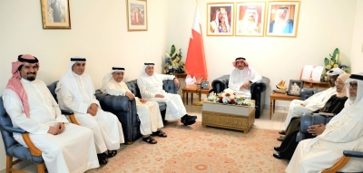 محافظ المحرق يستقبل إدارة مركز الجزيرة الثقافي ويشيد بدور المؤسسات الثقافية في إبراز الهوية البحرينية – الوطن