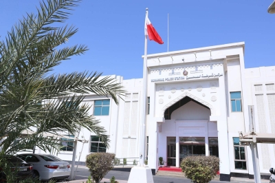 «الداخلية»: القبض على آسيويين سرقوا ألواحاً معدنية من موقع قيد الإنشاء بالمحرق – الوطن