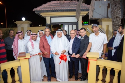 ‘أبعاد غاليري’ يحتضن حواراً تشكيلياً يجسد روح البحرين – الوطن