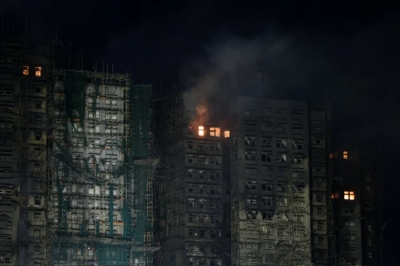 هونج كونج: السيطرة على حريق التهم 7 مبانٍ سكنية وأسفر عن 75 قتيلاً و270 مفقودًا – الوطن