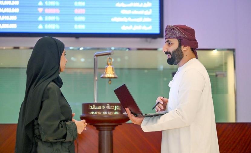 مؤشر بورصة مسقط يكسر حاجز 5600 نقطة.. ويسجل أفضل مستوياته منذ أبريل 2017