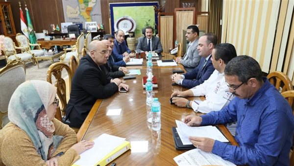 بالصور.. اجتماعا تنسيقيا لمحافظ المنوفية مع مسئولي شركة “بتروجاس”