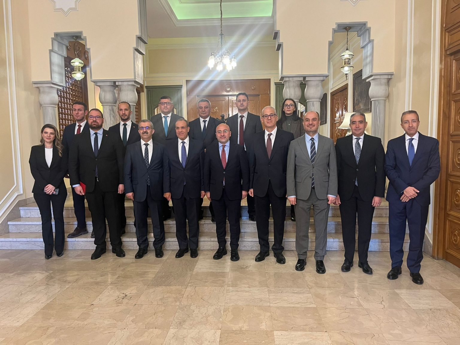 أنقرة.. وزير خارجية مصر يشارك في جلسة نقاشية نظمتها مركز “سيتا”