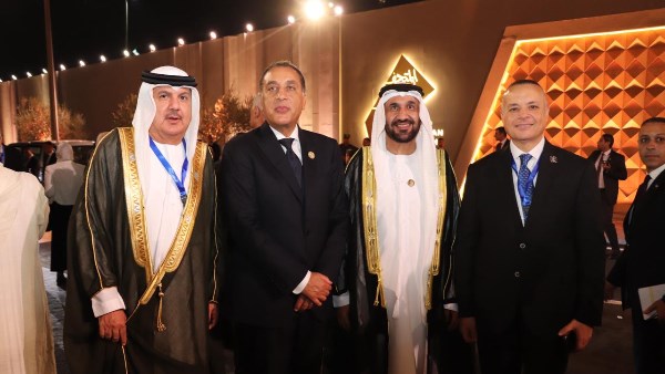 يُجسد عبقرية المصريين.. رئيس البرلمان العربي يعلق على افتتاح المتحف الكبير