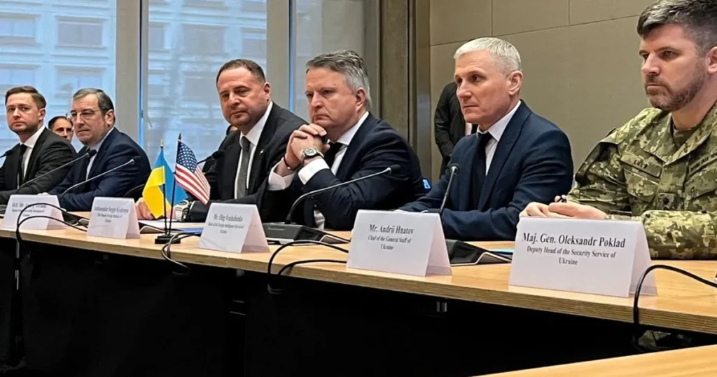 محادثات جنيف تبحث “إطاراً منقحاً” للسلام في أوكرانيا