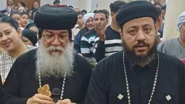 الأنبا مكاريوس يشارك في نهضة كنيسة الشهيد مارجرجس ههيا المنيا