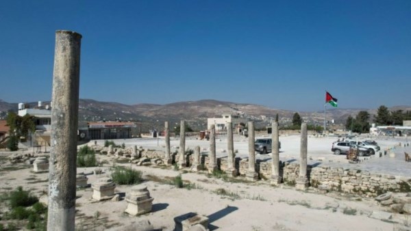 مسئول فلسطيني يحذر من استيلاء الاحتلال على «سبسطية» بالضفة الغربية