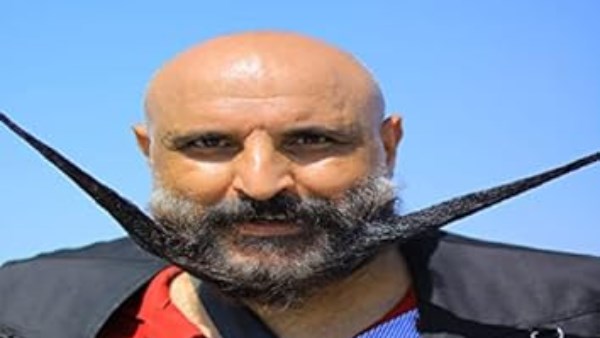 صاحب أشهر شنب في مصر.. “هلالي” السينما يثير الجدل بطرده من المهرجانات والعزاءات