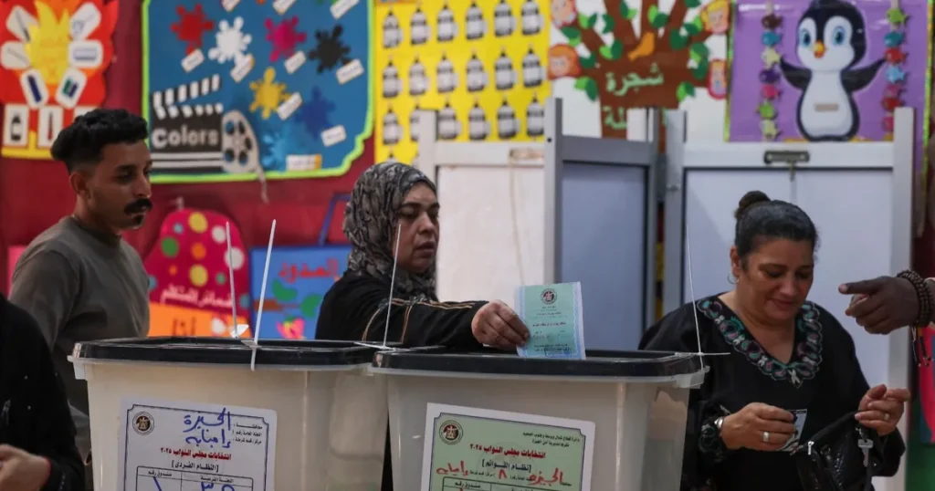 السيسي يطالب بالتحقيق في الطعون وأحداث انتخابات مجلس النواب