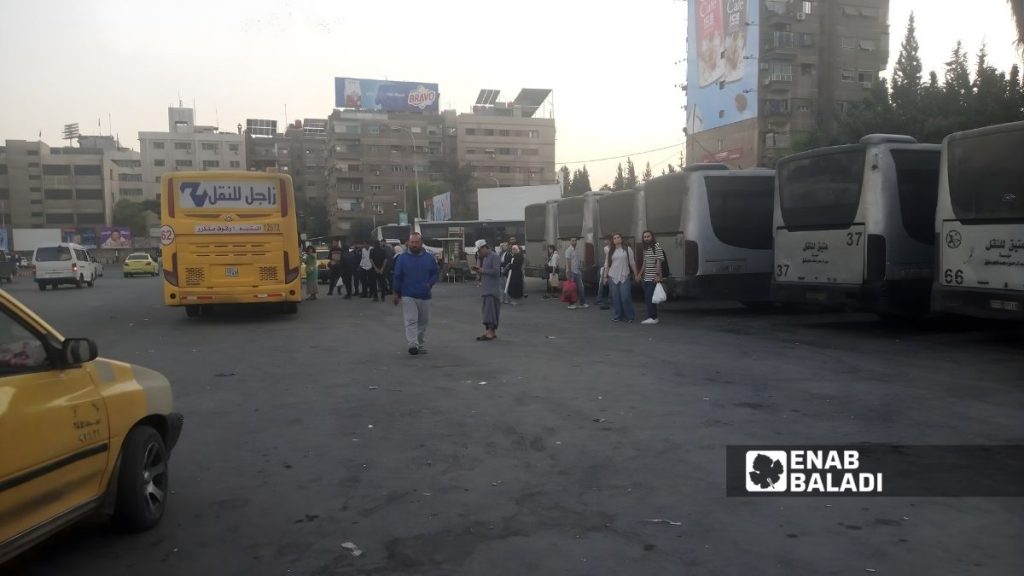 سكان ريف دمشق الجنوبي يشتكون أزمة مواصلات “الجمعة”