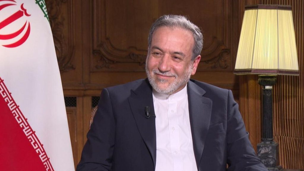 إيران: لا نتدخل في الشؤون الداخلية لسوريا