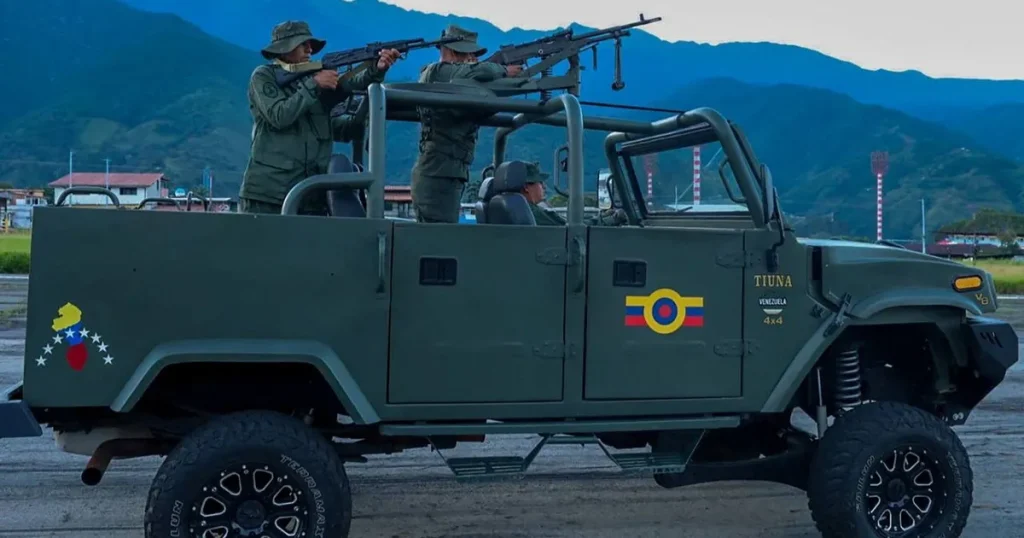 إدارة ترمب تدرس الخيارات العسكرية ضد فنزويلا