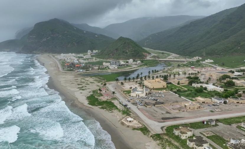 كن مستعدا للتسونامي.. عُمان تعزز جاهزية المجتمع في مواجهة الكوارث الطبيعية