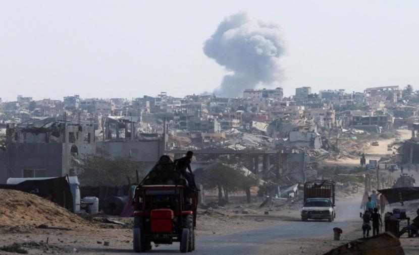 غارات إسرائيلية على بيت لاهيا ومدينتي غزة وخان يونس