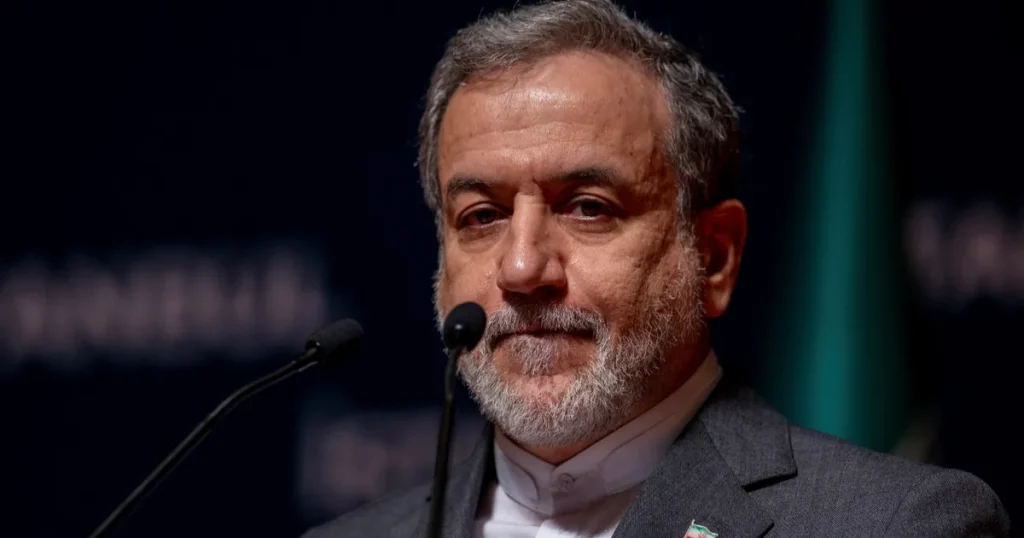 البرنامج النووي يتصدر محادثات وزير خارجية إيران في باريس