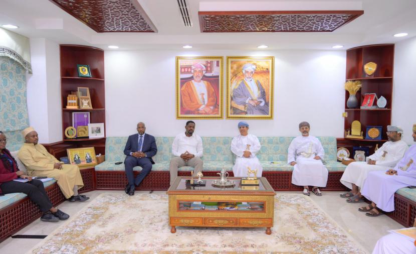 بحث التعاون بين عمان وكينيا في الأمن الغذائي