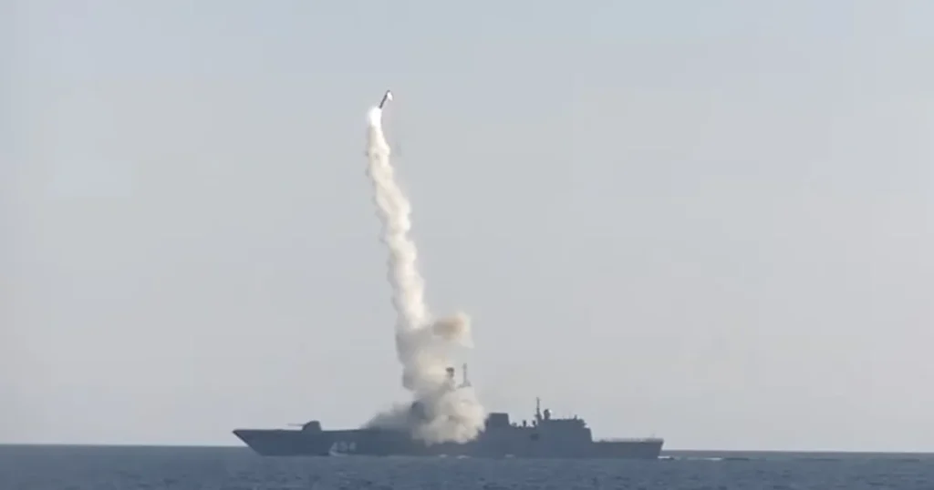 روسيا تضرب أهدافا حيوية في أوكرانيا بصاروخ Zircon الفرط صوتي