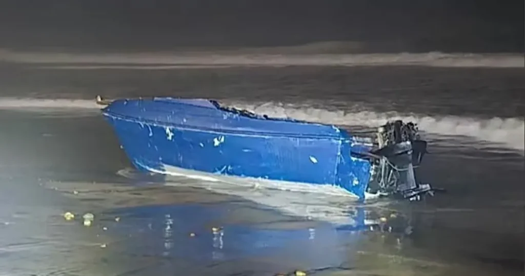 غرق 4 بعد انقلاب قارب مهاجرين قرب سان دييجو