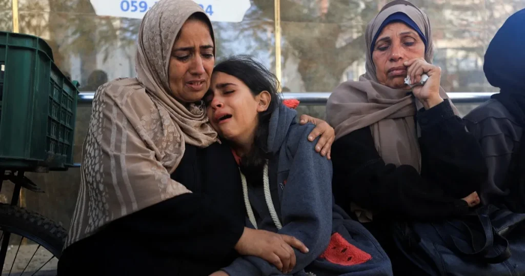 حماس تبحث مصر خروقات إسرائيل والمرحلة الثانية باتفاق غزة