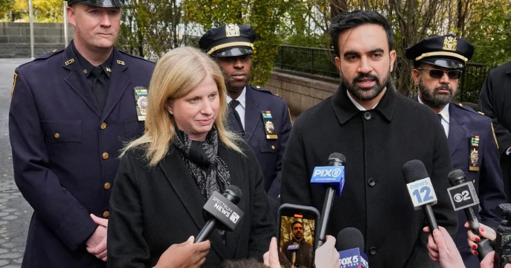 ترمب يلتقي ممداني في البيت الأبيض الجمعة