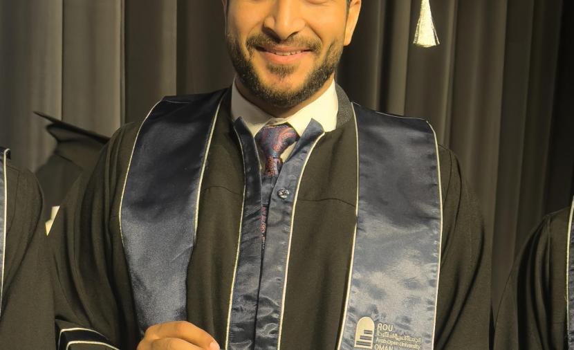 باحث يُطوّر نظامًا ذكيًا لخدمة ذوي الإعاقة البصرية والسمعية في عُمان